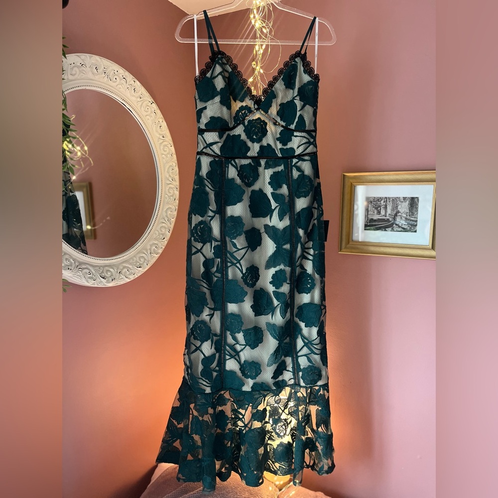 Lulu's Forest Green High Low Trumpet Floral Lace Dress